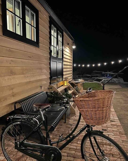 Island Hut - Outdoor Bath Tub, Firepit And Water Equipment Apartment Saltford ภายนอก รูปภาพ